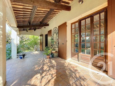 /international/fr/bagnols-sur-ceze-languedoc-roussillon-310110165018/