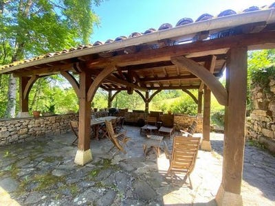 /international/fr/faycelles-midi-pyrenees-310104799319/