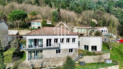 /international/fr/vals-les-bains-rhone-310099468670/