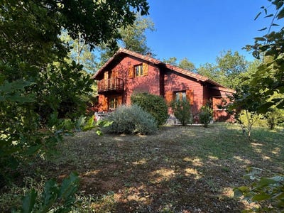 /international/fr/lachapelle-auzac-midi-pyrenees-310105831740/?lang=th