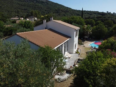 /international/fr/saint-hippolyte-du-fort-languedoc-roussillon-310108314895/