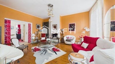 /international/fr/surgeres-charente-310106139220/