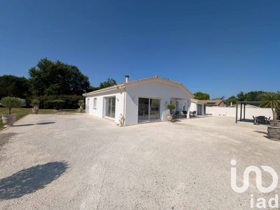 /international/fr/saint-denis-de-pile-aquitaine-310100441185/?lang=zh-tw