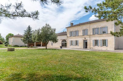 /international/fr/archiac-charente-310110359531/