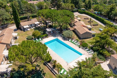 /international/fr/la-roque-sur-pernes-provence-alpes-cote-d-azur-310100408889/?lang=zh-tw