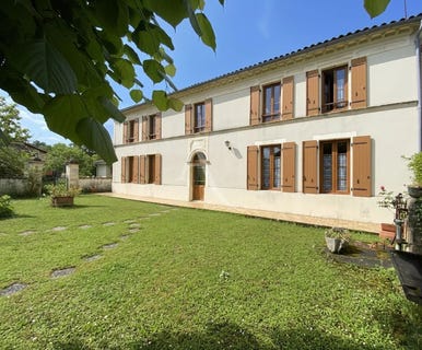 /international/fr/mirambeau-charente-310108329026/