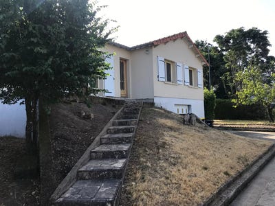 /international/fr/bressuire-charente-310108971882/?lang=th