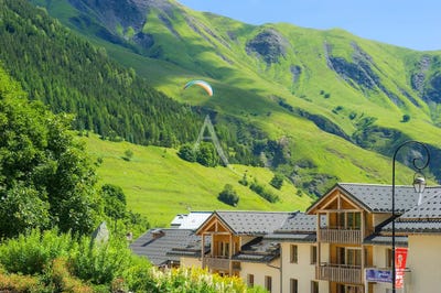 /international/fr/saint-sorlin-d-arves-rhone-310108592297/