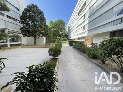 /international/fr/marseille-provence-alpes-cote-d-azur-310109046023/