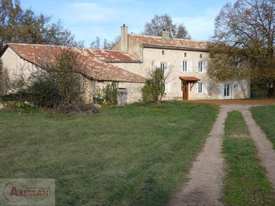 /international/fr/cordes-sur-ciel-midi-pyrenees-310105924496/