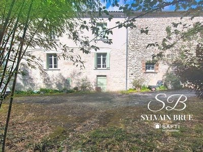 /international/fr/lauzerte-midi-pyrenees-310108087197/