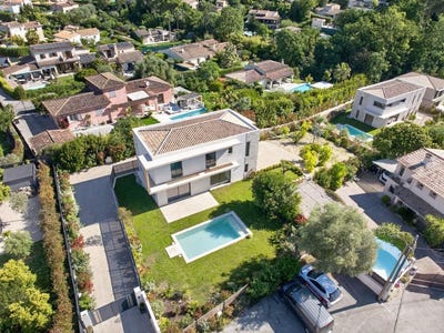 /international/fr/mougins-provence-alpes-cote-d-azur-310108464842/