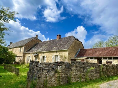 /international/fr/gignac-midi-pyrenees-310109238905/