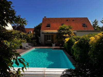 /international/fr/lamorlaye-picardie-310100283422/