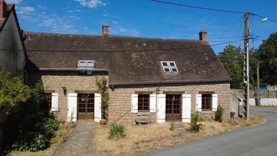 /international/fr/le-bourg-d-hem-limousin-310119406599/
