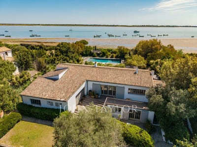 /international/fr/les-portes-en-re-charente-310107597654/
