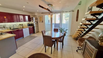 /international/fr/pouzolles-languedoc-roussillon-310106606049/