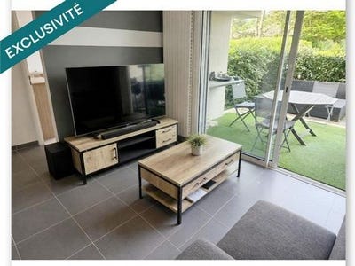 /international/fr/ustaritz-aquitaine-310107863490/