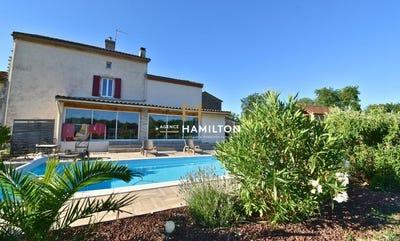 /international/fr/villeneuve-sur-vere-midi-pyrenees-310109023474/