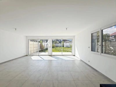 /international/fr/bruges-aquitaine-310107150321/