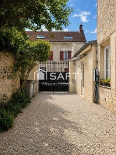 /international/fr/coye-la-foret-picardie-310119484291/