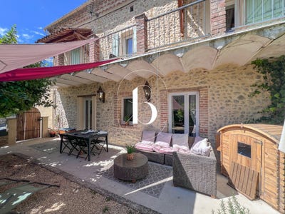 /international/fr/barjac-languedoc-roussillon-310108652155/?lang=th