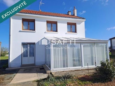 /international/fr/les-magnils-reigniers-pays-de-la-loire-310110043906/