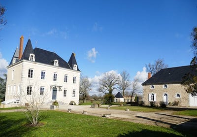 /international/fr/montmorillon-charente-310106244224/