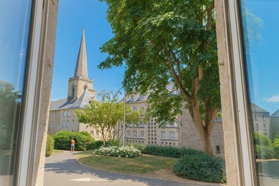 /international/fr/st-malo-brittany-310105774721/
