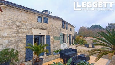 /international/fr/aubigne-pays-de-la-loire-310100037813/