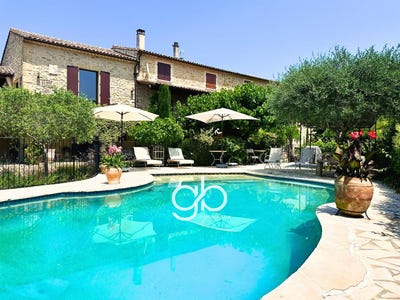 /international/fr/savignargues-languedoc-roussillon-310107223439/