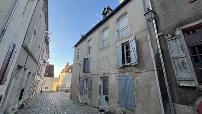 /international/fr/avallon-burgundy-310108184602/