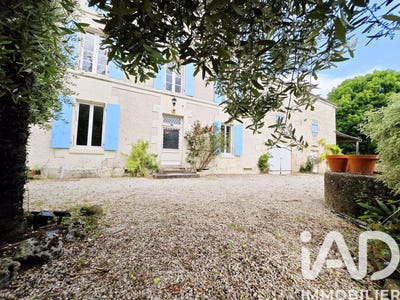 /international/fr/dampierre-sur-boutonne-charente-310108597834/