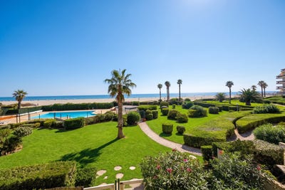 /international/fr/canet-en-roussillon-languedoc-roussillon-310110347977/