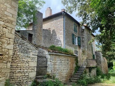 /international/fr/saint-gelais-charente-310107815111/