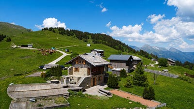 /international/fr/la-cote-d-arbroz-rhone-310108330654/
