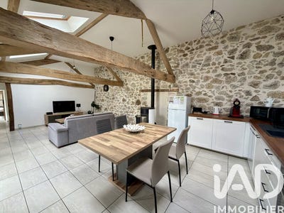 /international/fr/adilly-charente-310105405261/
