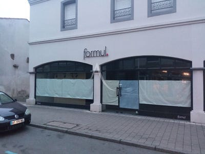 /international/fr/challans-pays-de-la-loire-310106063099/