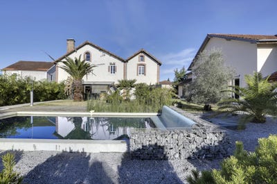 /international/fr/magescq-aquitaine-120088773156/