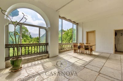 /international/fr/montpellier-languedoc-roussillon-310108525737/