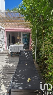 /international/fr/la-rochelle-franche-comte-310100716509/