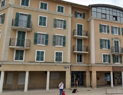 /international/fr/bourg-en-bresse-rhone-310100612227/