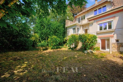 /international/fr/saint-cloud-ile-de-france-310109240733/?lang=id