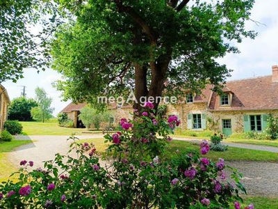 /international/fr/anjouin-centre-val-de-loire-310099712232/?lang=en