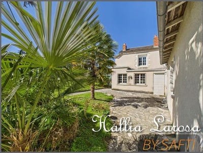 /international/fr/montmorillon-charente-310100177250/