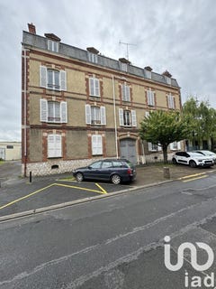 /international/fr/montereau-fault-yonne-ile-de-france-310098122853/