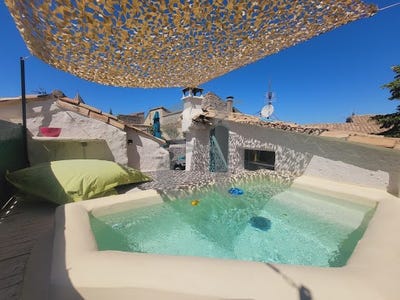 /international/fr/la-garde-adhemar-rhone-310101443063/?lang=zh-cn