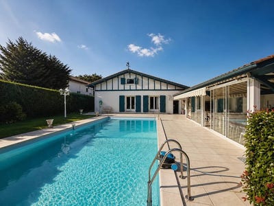 /international/fr/biarritz-aquitaine-310119999530/
