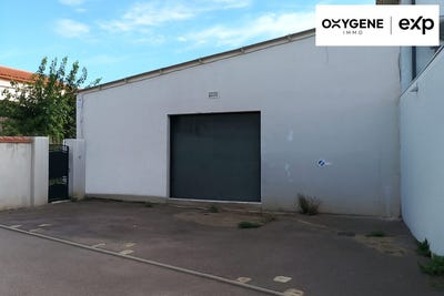 /international/fr/pollestres-languedoc-roussillon-310107888302/