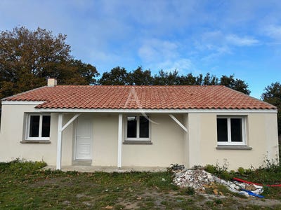 /international/fr/le-cellier-pays-de-la-loire-310104469757/